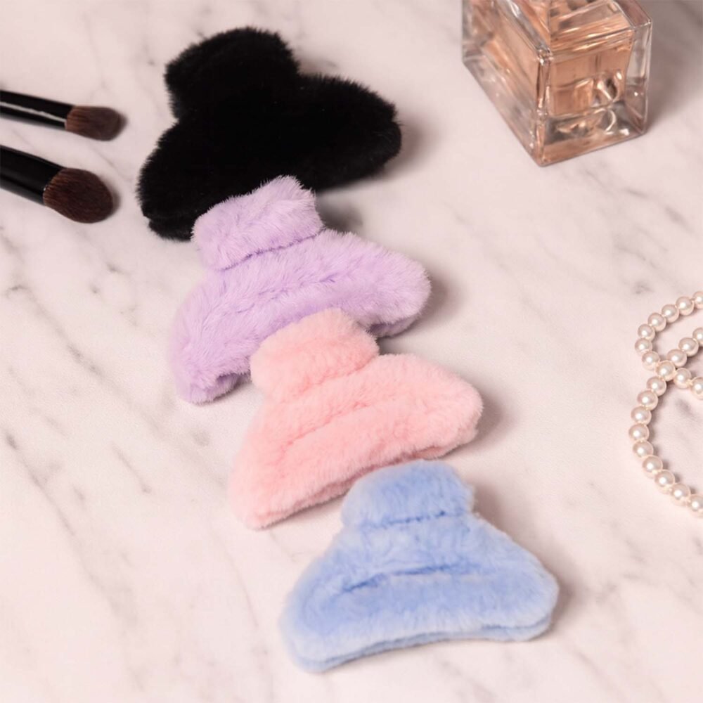 Soft Faux Fur Hair Claw Clip – Big Size Fluffy Grip