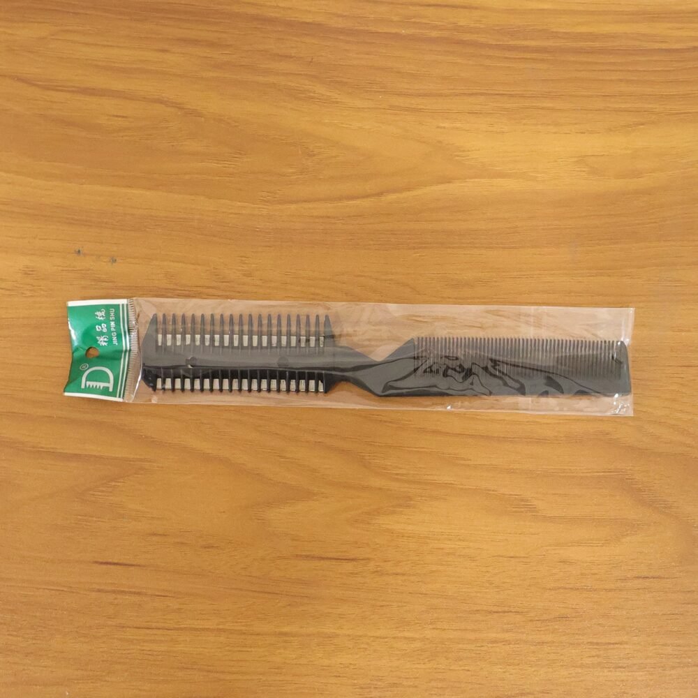 HairCutterComb-live.jpg Hair Cutting Comb with Razor Blade – Precise Grooming Tool for Men & Women