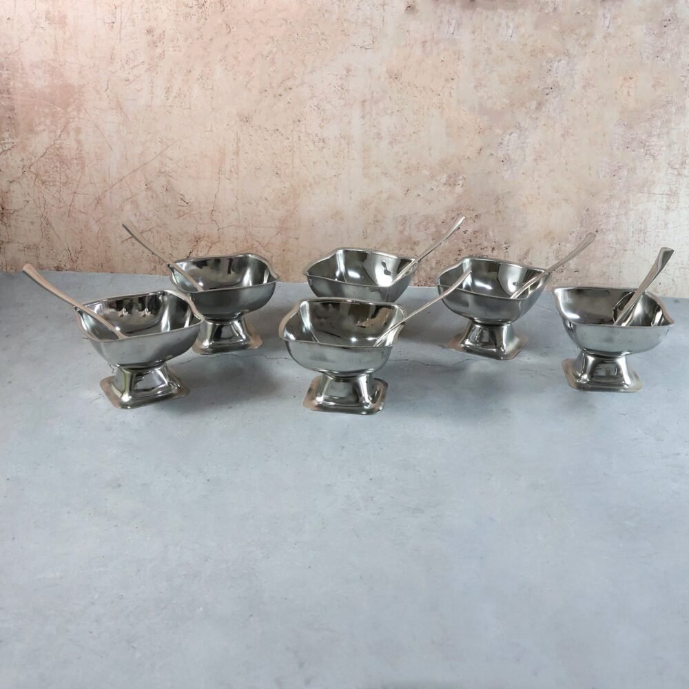 Stainless Steel Ice Cream Cup Set – Elegant 6-Piece Dessert Bowls