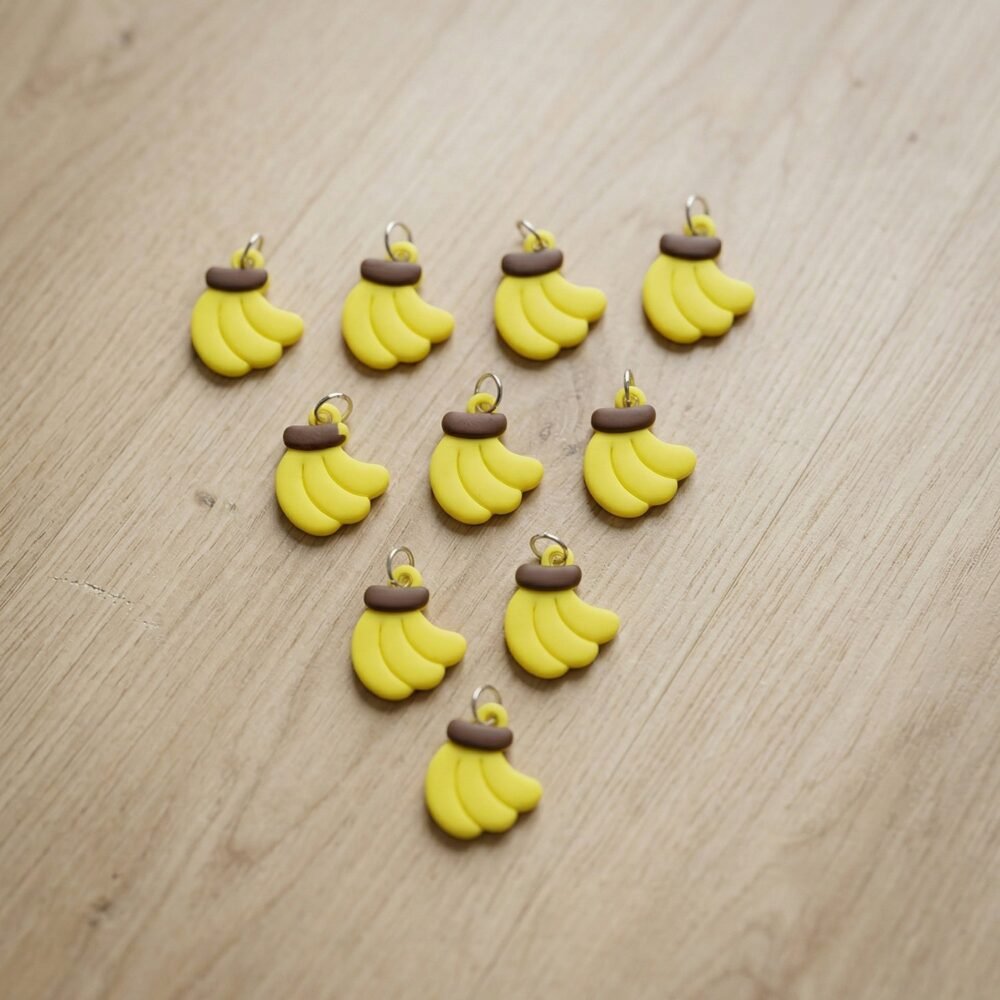 Banana Shape Keychain – Fun and Trendy Bag Accessory