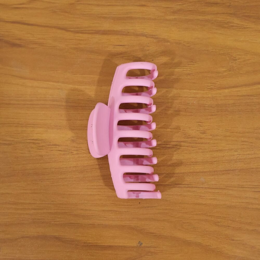 PinkHairClutcher-live.jpg Hair Claw Clip – Secure & Stylish Hair Accessory for Women