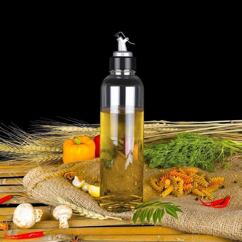 PlasticOilDispenser-02.jpg Oil Dispenser Bottle with Flip Top Spout – 900ml, Leakproof & Easy to Use