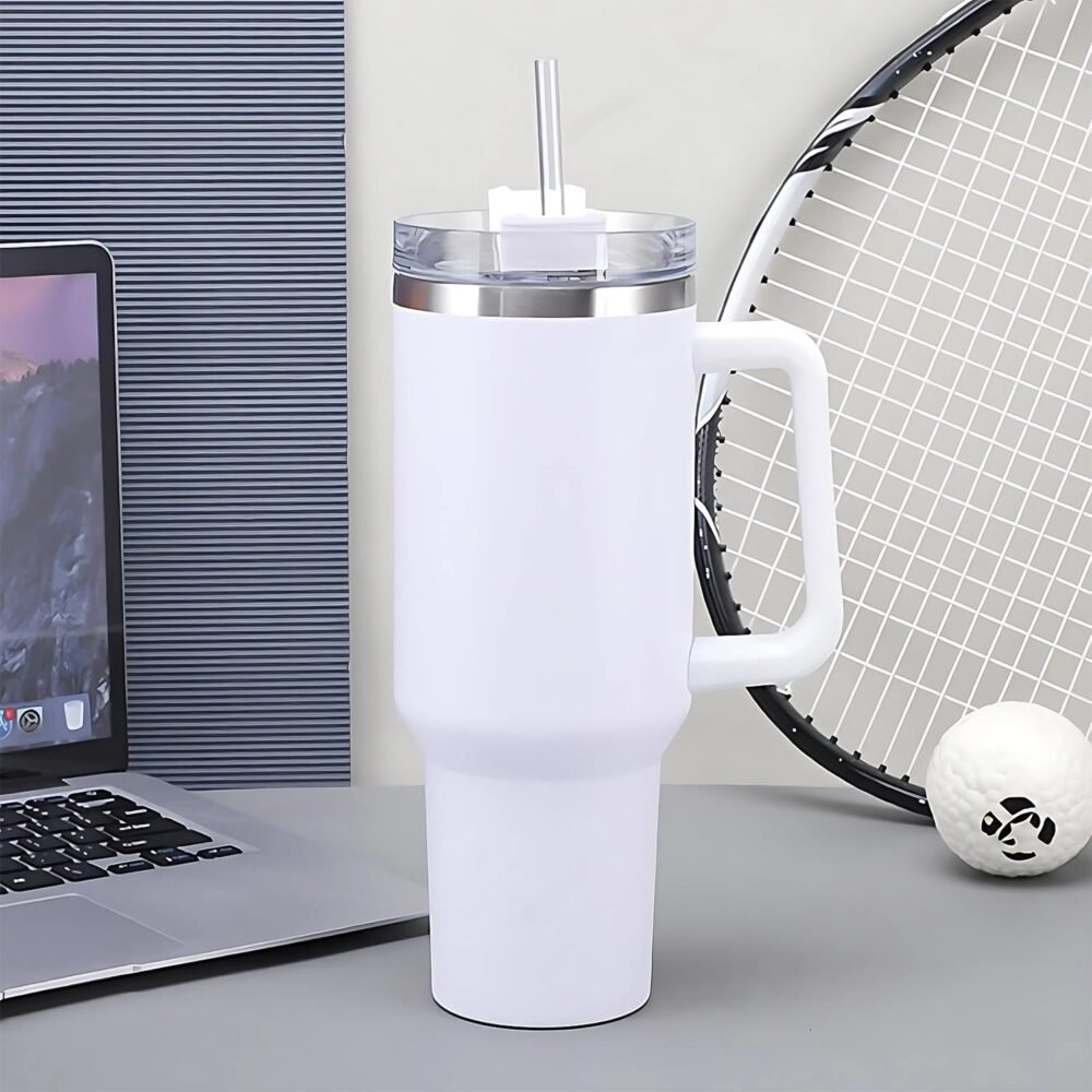 Insulated Stainless Steel Travel Tumbler – 890 ML White with Handle