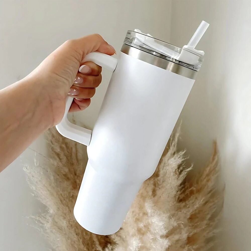 Insulated Stainless Steel Travel Tumbler – 890 ML White with Handle