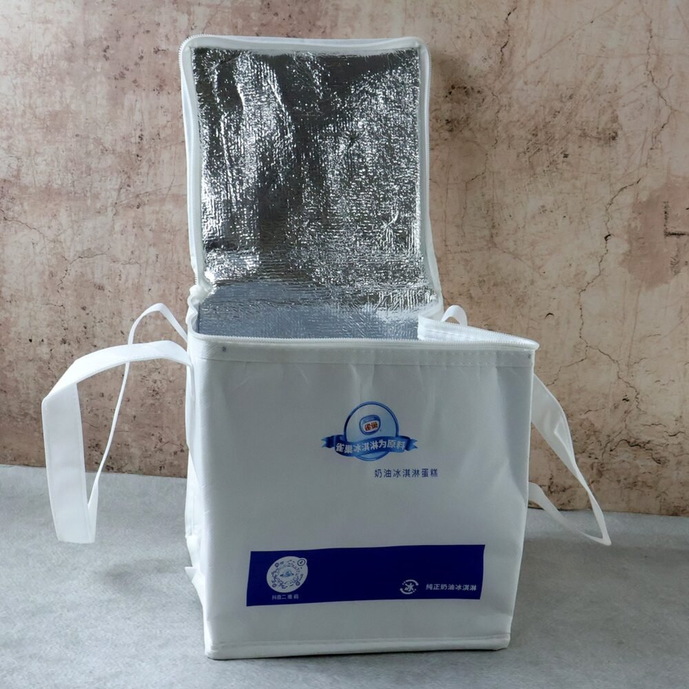 ThermalInsulatedDELIVERYBag-05.jpg Insulated Thermal Lunch Bag – Keeps Food Hot & Cold for Hours