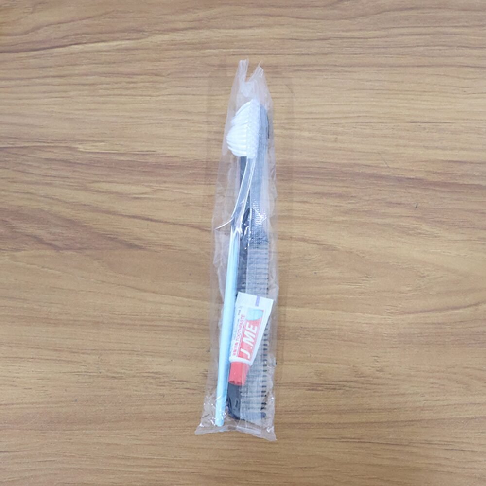Travel Hygiene Kit – Compact 3-in-1 Toothbrush, Toothpaste & Comb