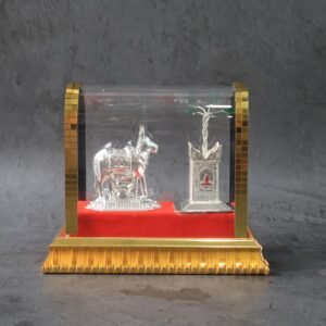 WhatsAppImage2025-08-11at2.48.43PM_46cee48b-fe34-4e60-9614-0ee230ca2c15.jpg Kamdhenu Cow Idol Set – Silver-Plated Pooja Decor with Tulsi Plant