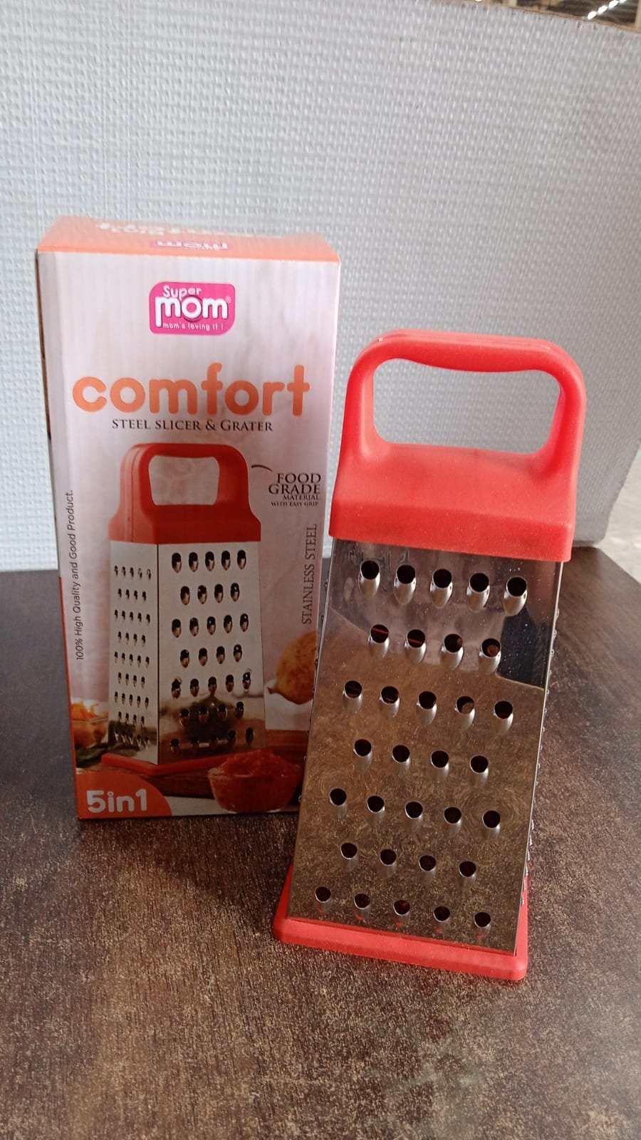 Stainless Steel Grater 5-in-1 – Comfort & Versatility