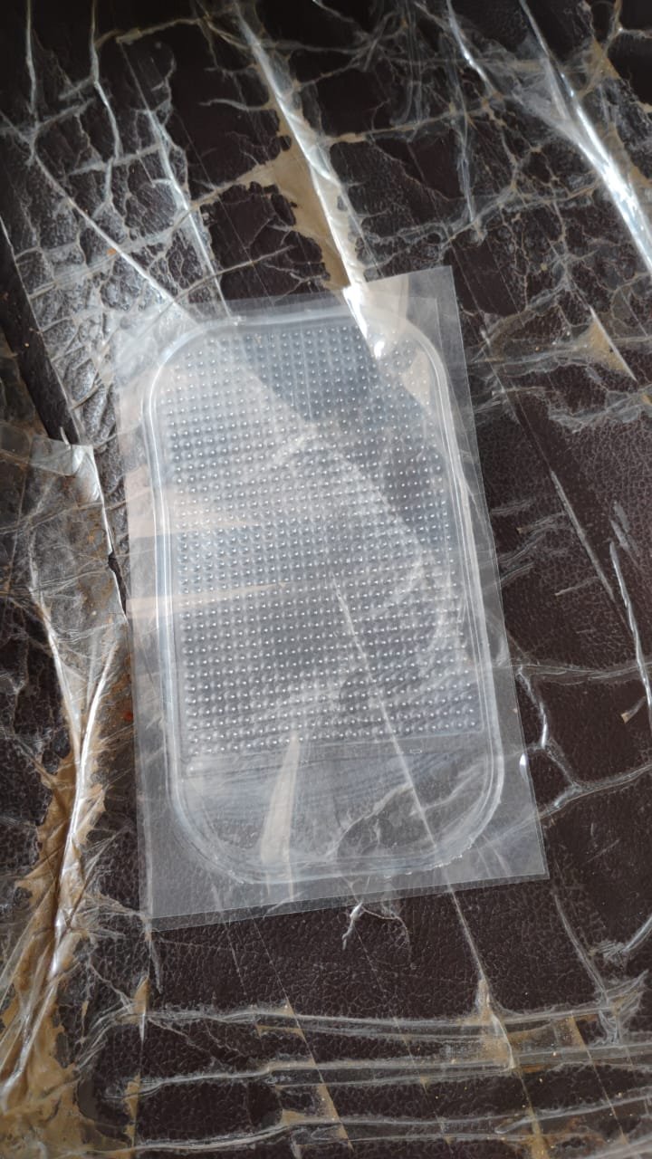 Transparent Non-Slip Silicone Dashboard Mat - Large Size Grip