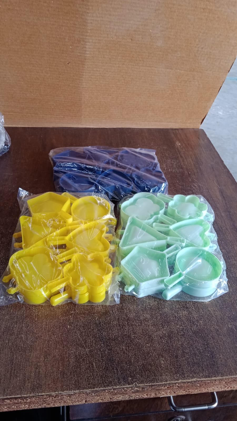 Plastic Cookie Cutter Set – 6-Pc Assorted Baking Moulds