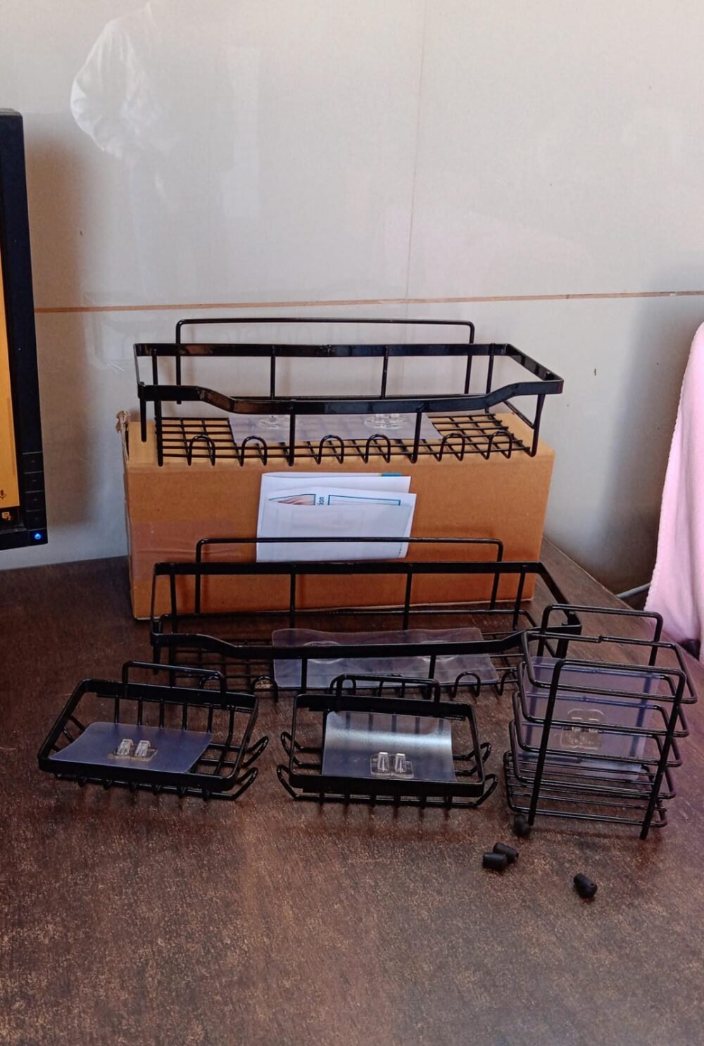bd626de8-94ce-4769-9a7a-e183d07133d8.jpg Metal Shower Caddy – Durable 5-Pc Bathroom Organizer Combo