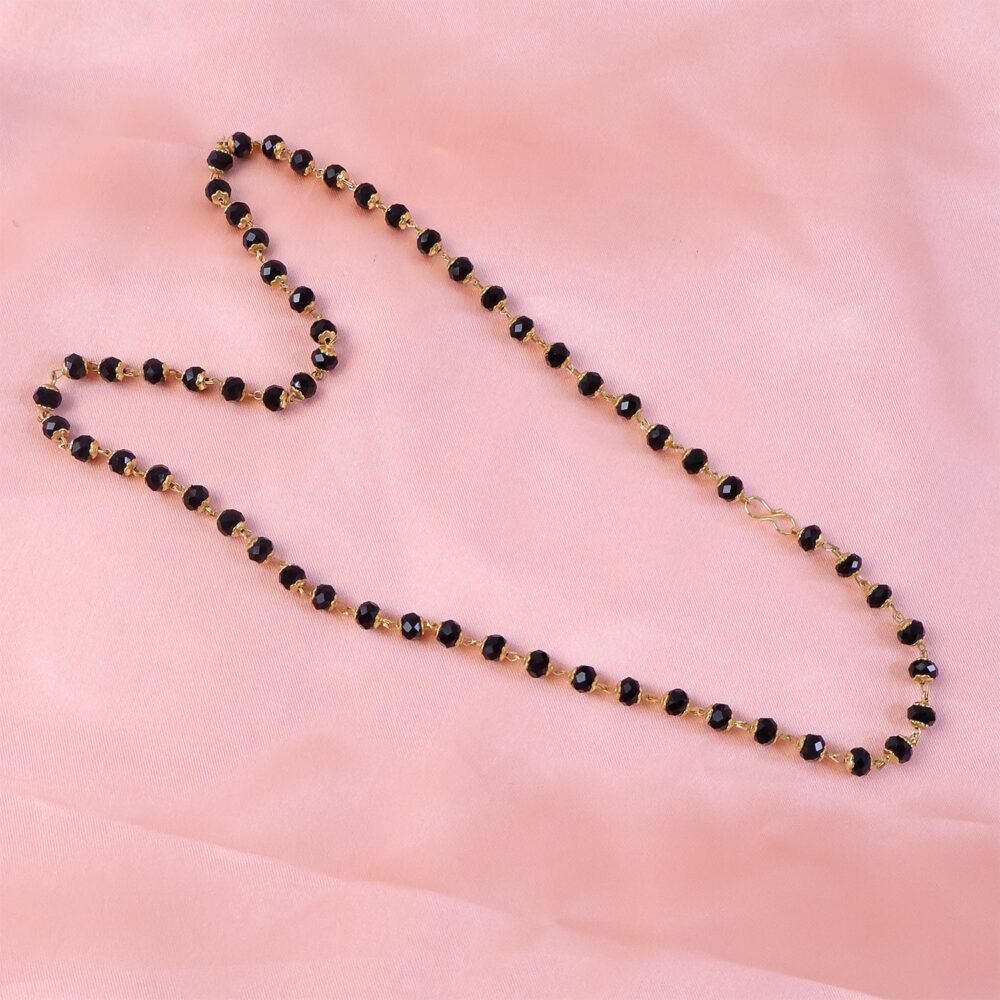 Black Beads Mangalsutra Necklace – Elegant Traditional Jewelry for Women