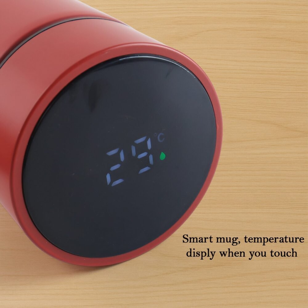 bottle-03_22e6194e-eb9c-4898-9248-4553ff3c29d5.jpg Vacuum Insulated Water Bottle – LED Temperature Display, 500ML