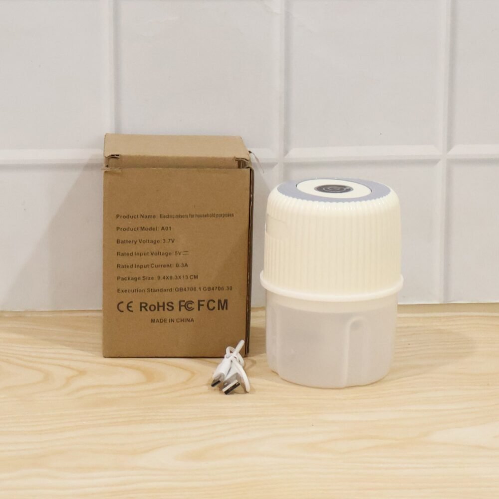 Mini Garlic Chopper – Cordless & Rechargeable for Easy Meal Prep