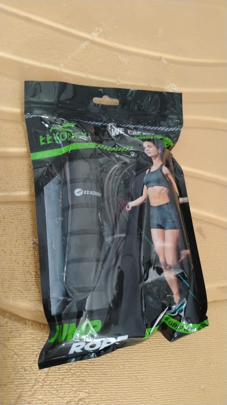 d422f4bf-4619-48cc-b8a4-dcc297049f34.jpg High-Speed Skipping Rope – Comfortable Foam Handles, 3 Meter