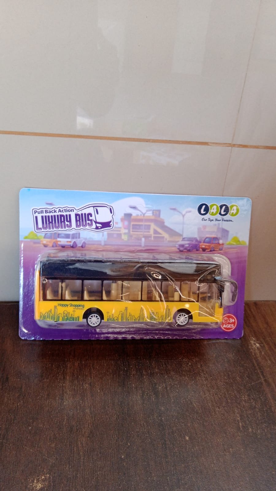 dacee662-e398-4887-8f07-41f8437b1e6c.jpg London Double Decker Bus Toy – Die-Cast Alloy with Pull-Back Action