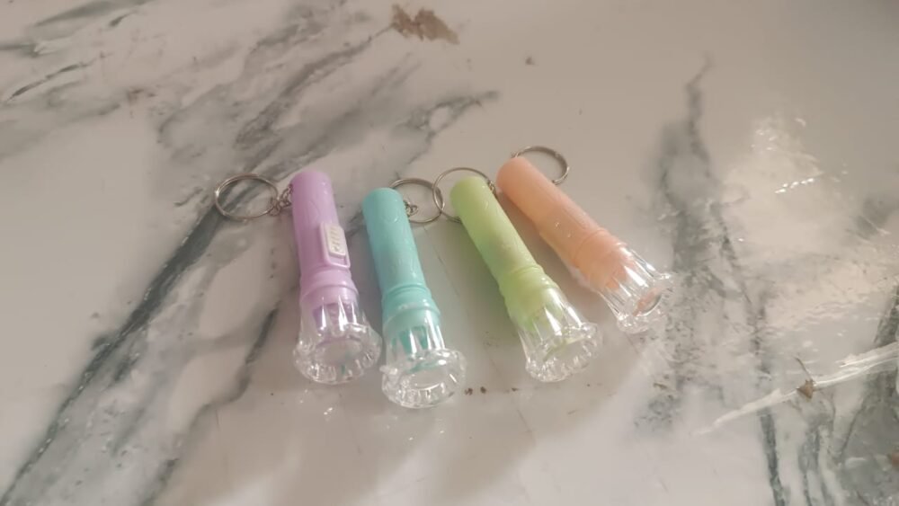 Mini LED Flashlight Keychain – Compact Bright Portable Torch