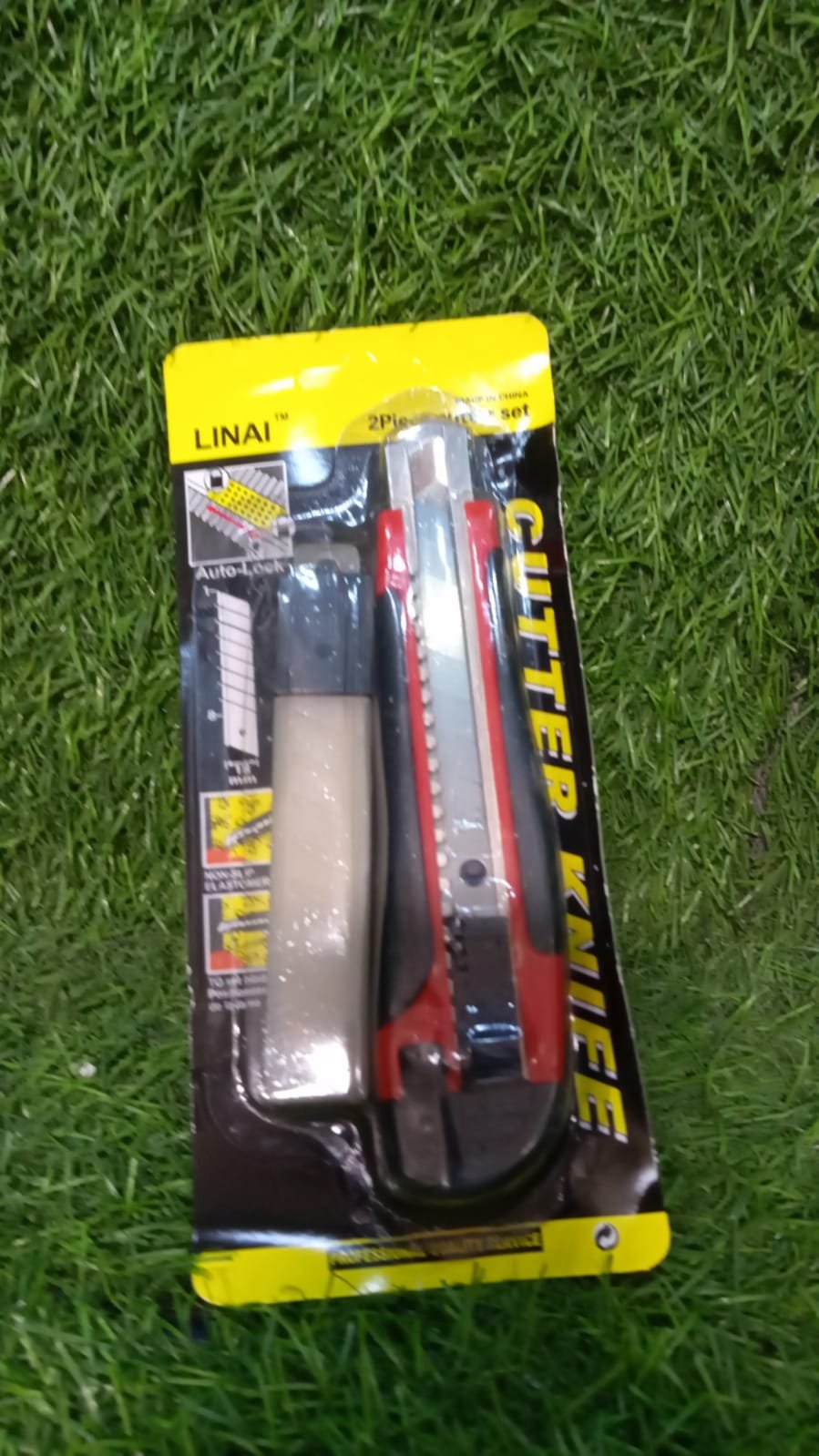 Cutter Knife Set – Heavy Duty 18mm Blades & Rubber Grip | VoltDesk