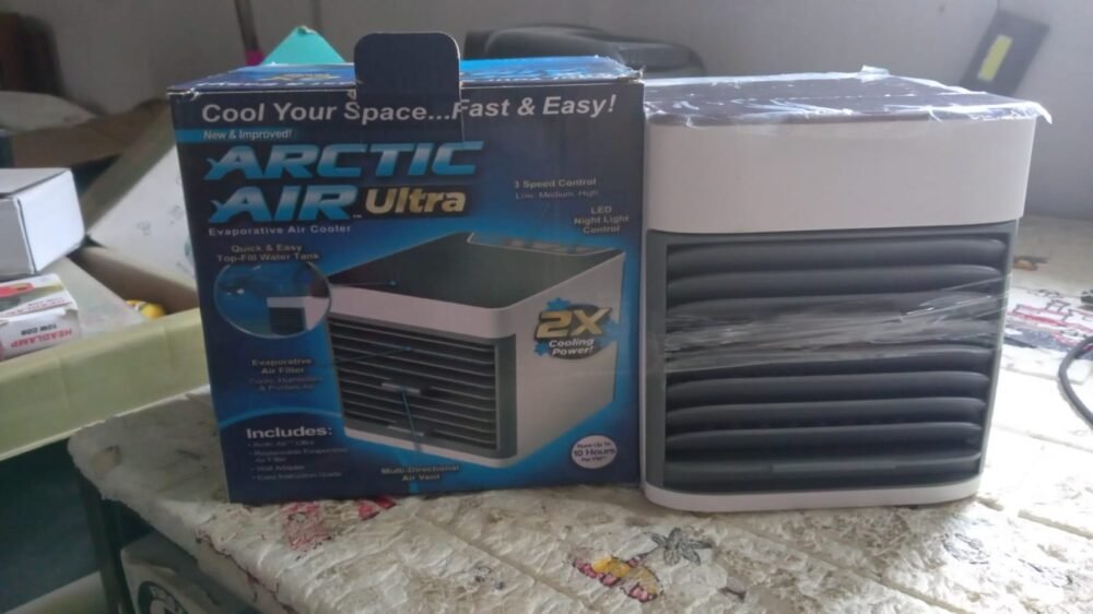 Mini Portable Air Cooler – Personal USB Cooling with LED | Airvanta