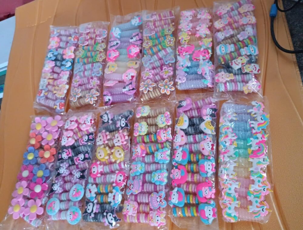 b5dcd7ca-d0d3-43e3-9bee-ce73e77c795e.jpg Telephone Wire Hairbands for Kids – Colourful & Gentle | Calm & Curl