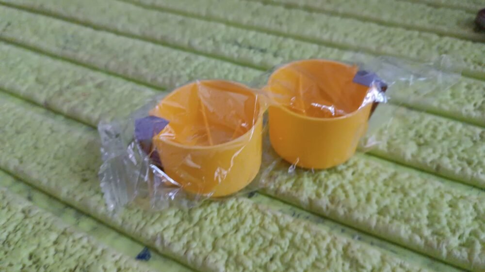 dd7f17cc-0b54-477c-931a-350aa91935ff.jpg Egg Shell Opener – Handheld Egg Cracker Tool for Raw Eggs | Quickslice
