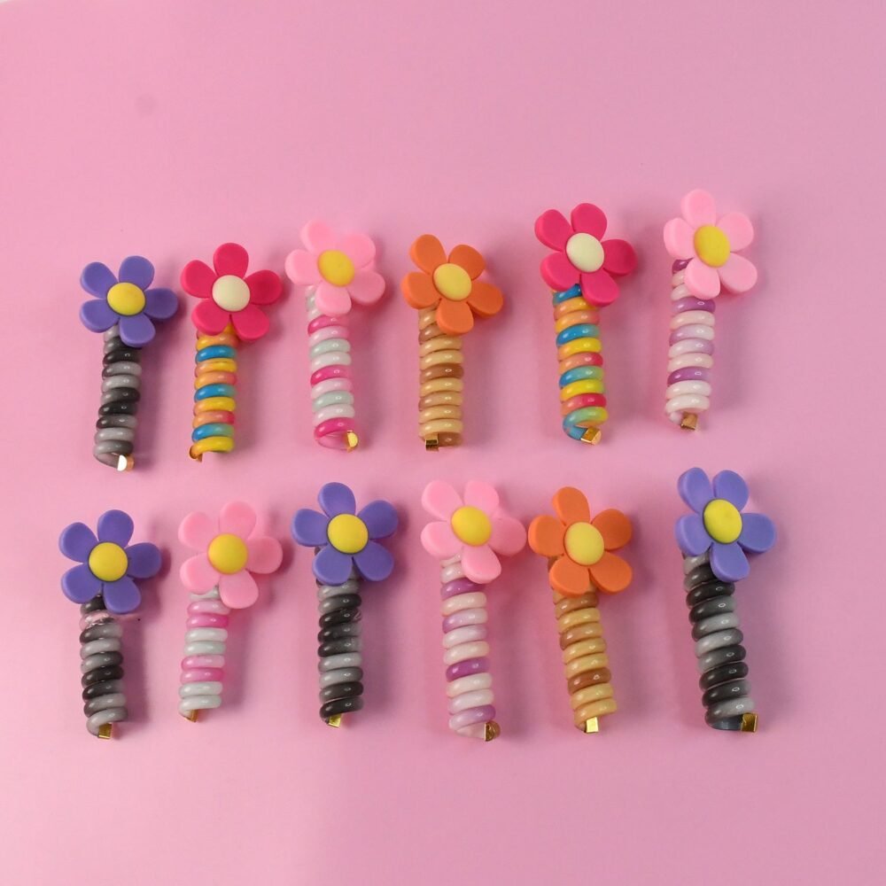 hair-clips-02_ce4f165a-3b2b-4a72-9cb5-554880866ad6.jpg Telephone Wire Hairbands for Kids – Colourful & Gentle | Calm & Curl